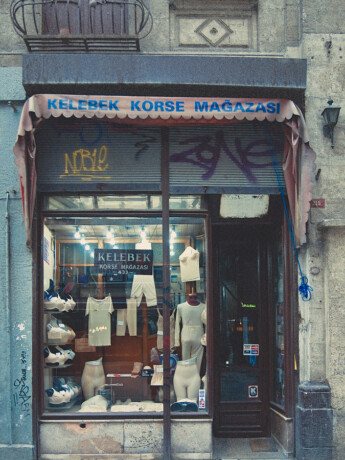 schau FENSTER VIII . 2012 . pigment print - 12 Farben . edition 5 . various size