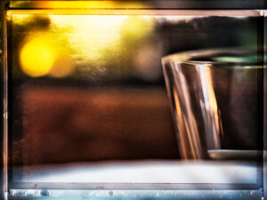 Cuisine Métropole: Teetraum II . 2017 . pigment print - 10 Farben . Edition 5 . 31,2 x 41,2 cm