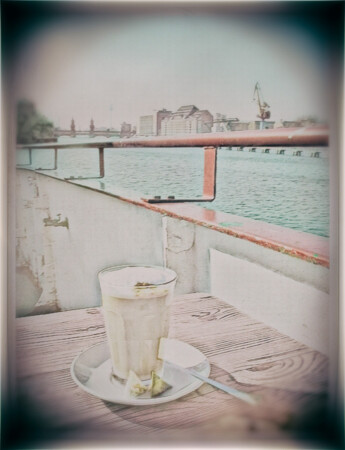 remembrance of Berlin I . 2002/2017 . pigment print - 10 Farben . Edition 5 . 40,5 x 30,4 cm